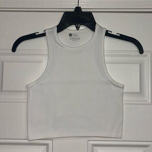 Medium stretchy crop top
